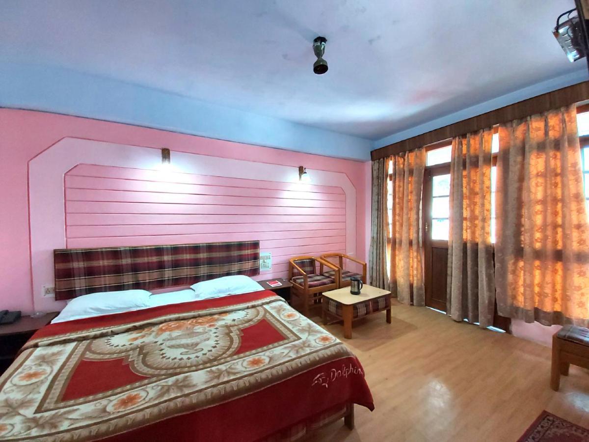 Hotel Radhe Continental Nainital Exteriér fotografie
