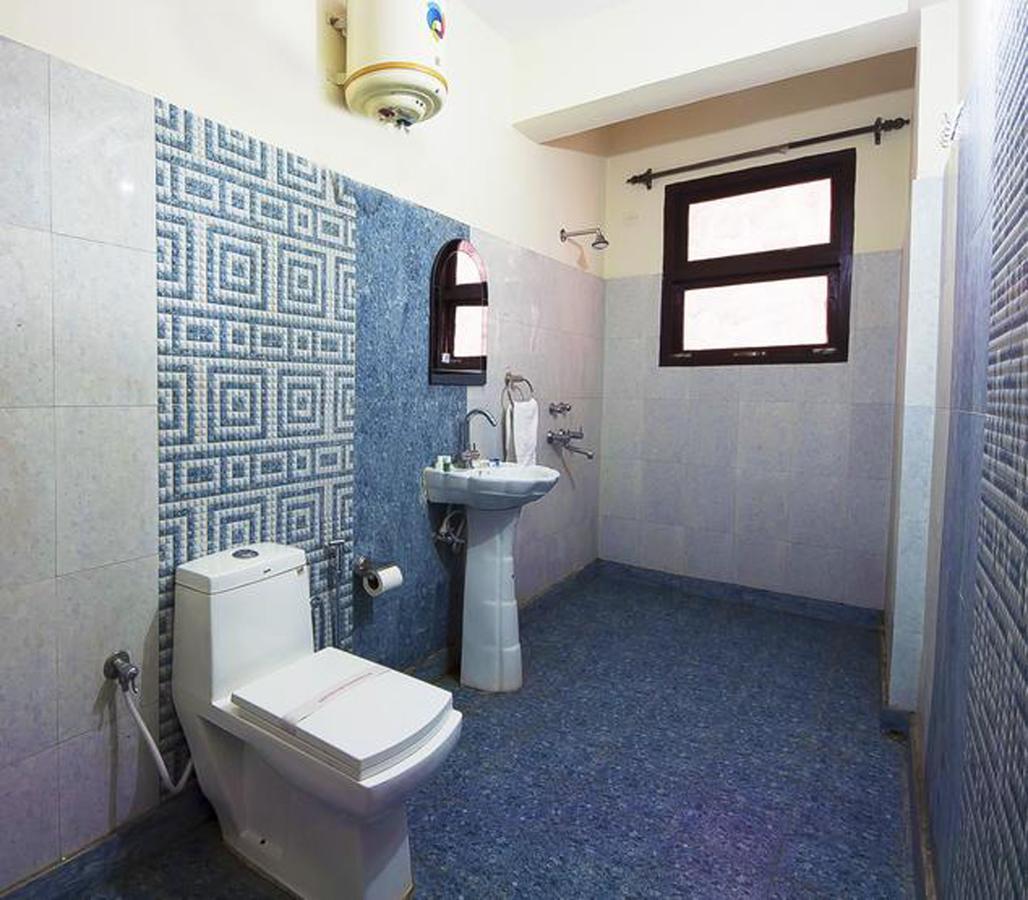 Hotel Radhe Continental Nainital Exteriér fotografie